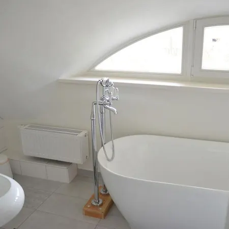 Apartment Deichkind On The Elbe Dike Modlich