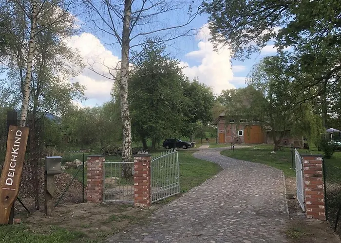 Apartment Deichkind On The Elbe Dike Modlich